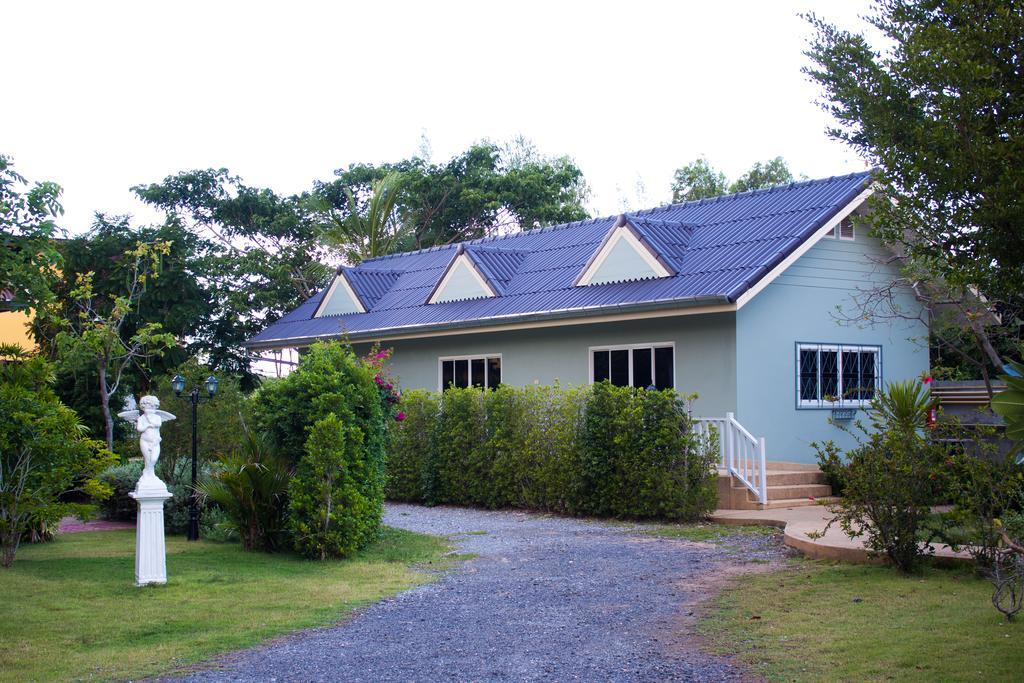 Hotel Sweet Honey Pranburi à Sam Roi Yot Extérieur photo