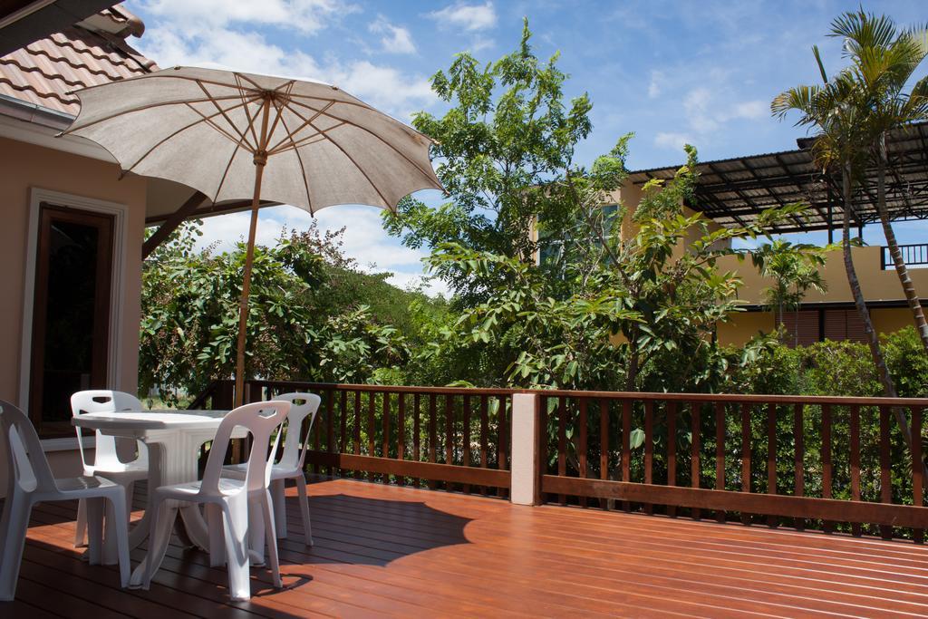 Hotel Sweet Honey Pranburi à Sam Roi Yot Extérieur photo