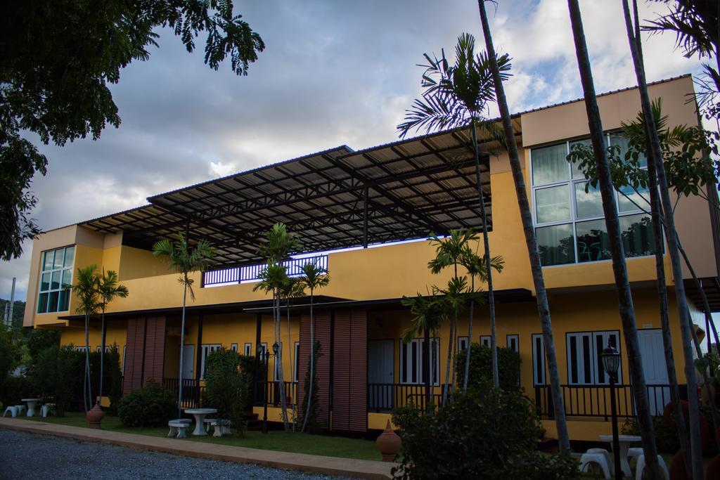 Hotel Sweet Honey Pranburi à Sam Roi Yot Extérieur photo