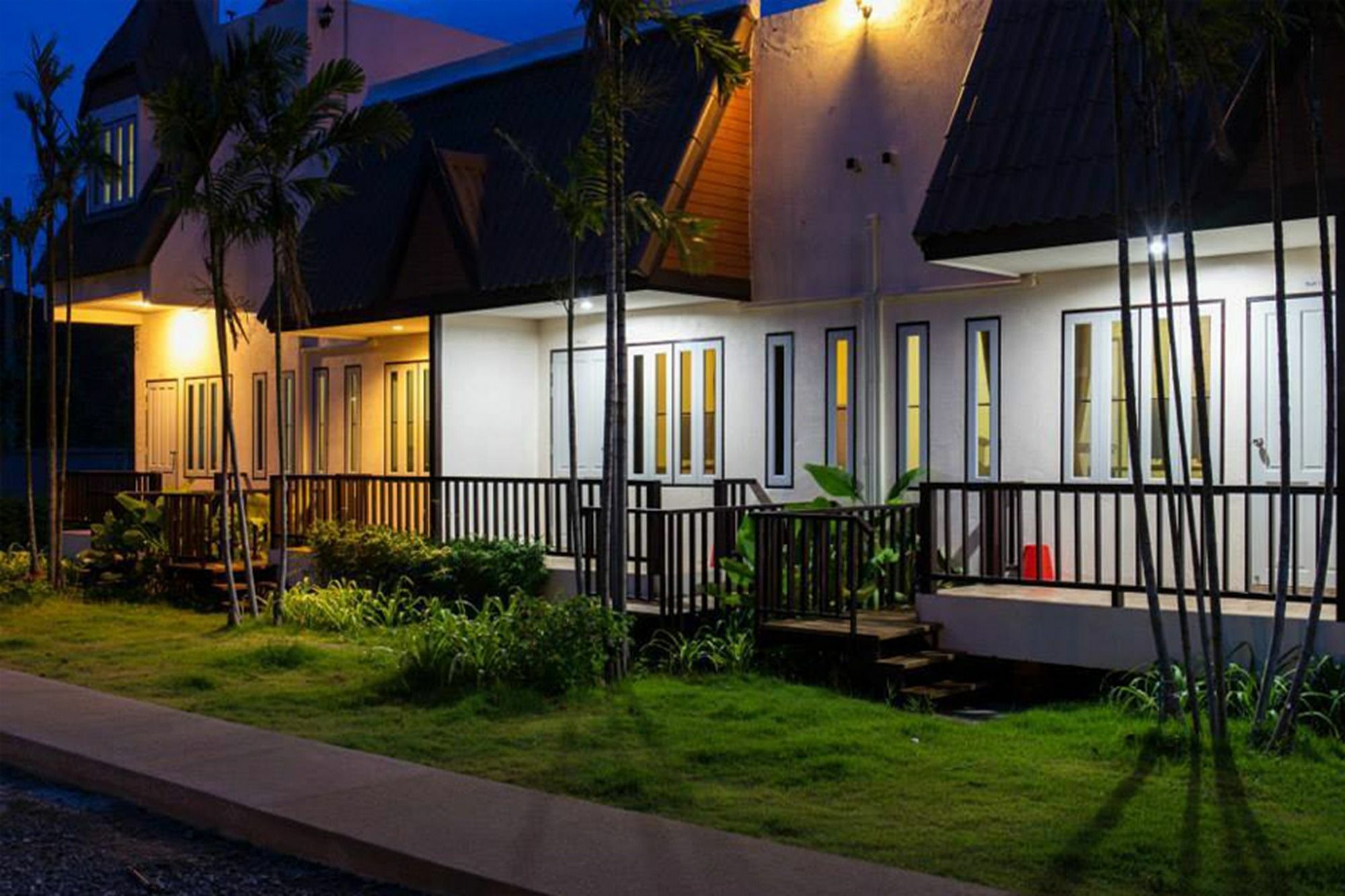 Hotel Sweet Honey Pranburi à Sam Roi Yot Extérieur photo