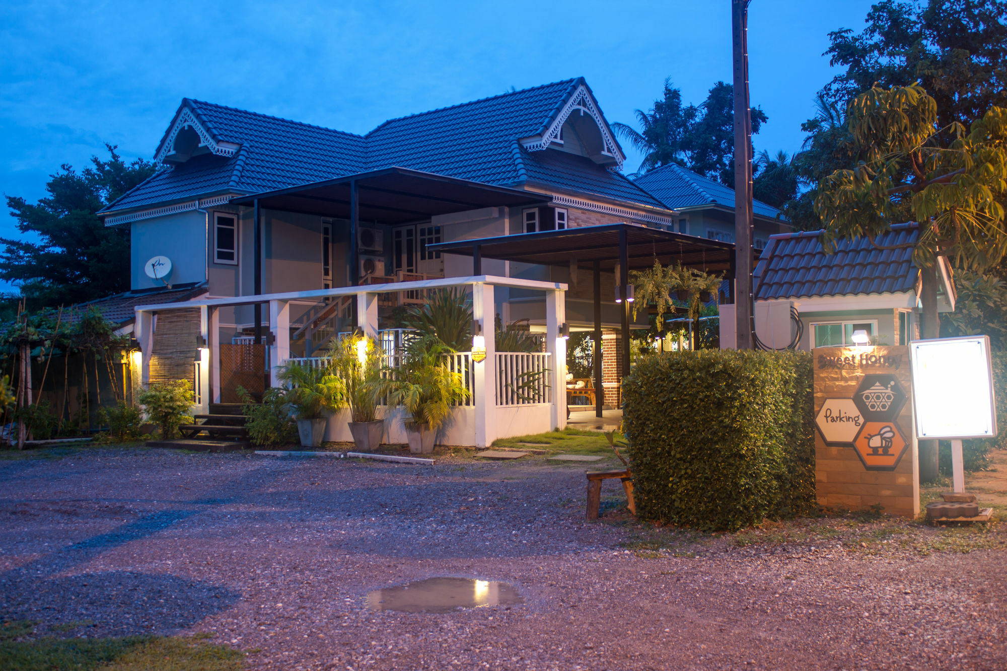 Hotel Sweet Honey Pranburi à Sam Roi Yot Extérieur photo